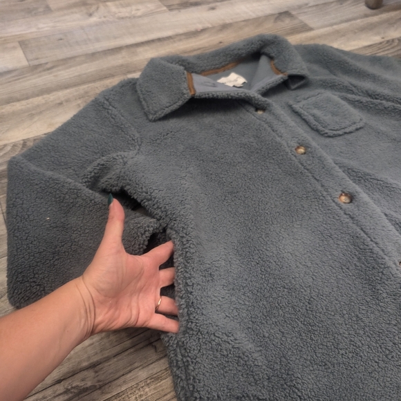 Koolaburra by UGG Brushed Back Sherpa Cozy Shacket  - Storm Blue - Picture 4 of 7